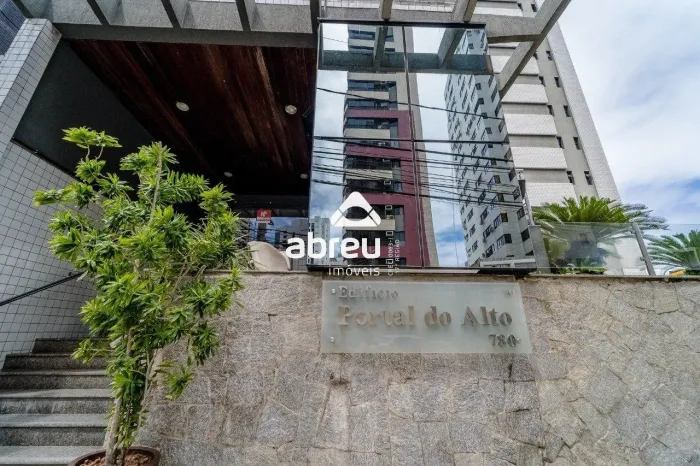Apartamento em Petrópolis.