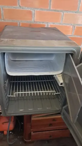 Geladeira para Caminhão 12V/24V - Refrigerador Veicular