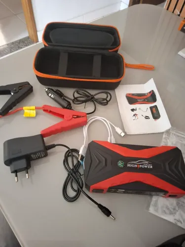 Auxiliar de Partida veicular e carregador de celular