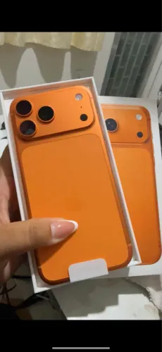 Vendo iPhone 17 pro Max 256gb , 4 meses de uso , sem nenhuma marca de uso 