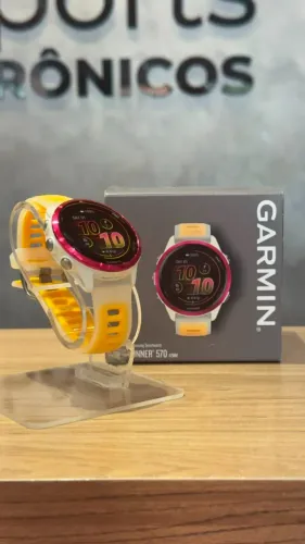 Garmin Forerunner 570 42mm Raspberry - Lacrado!