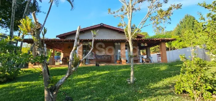 Casa para comprar no condomínio Vale da Santa Fé na cidade de Vinhedo - SP