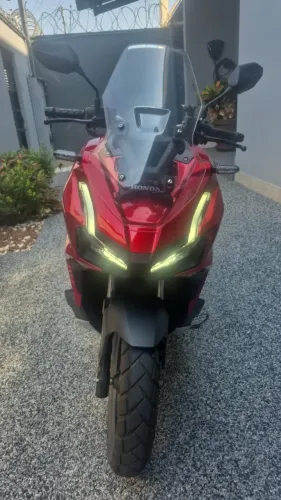 Honda Adv160 zerada