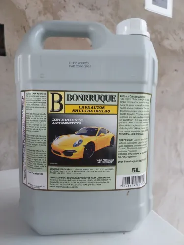 Shampoo automotivo