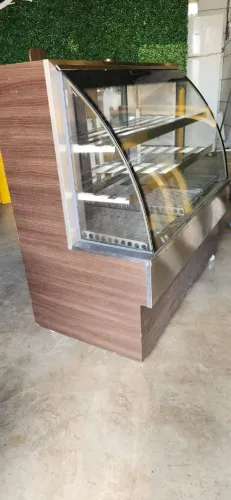 Vendo balcão quente