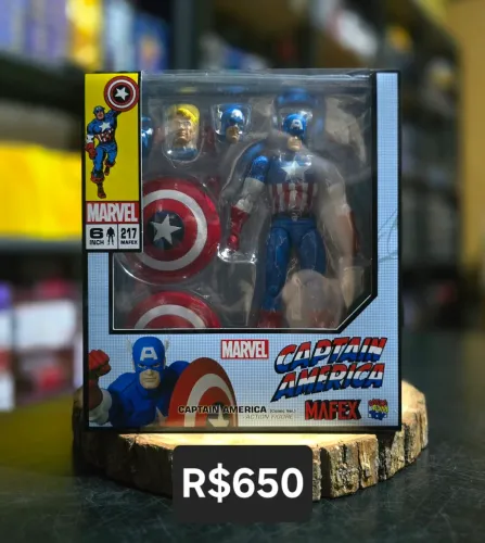 Capitão América Comic Mafex