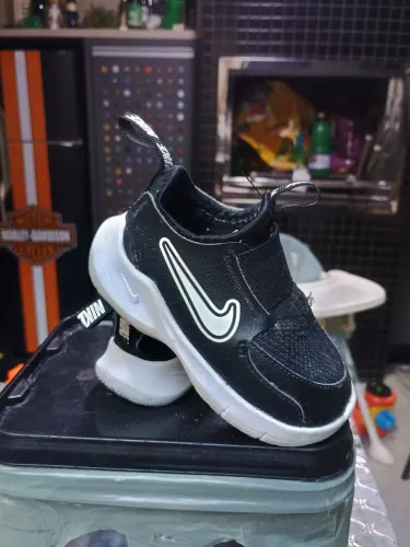 Tênis Nike original n 21