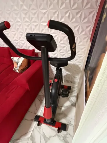Bicicleta Ergométrica Genis