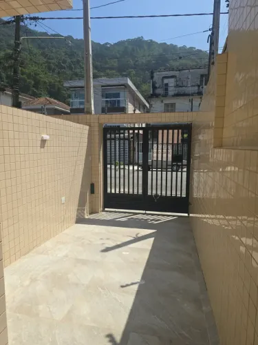 Alugo casa baixa no Bairro Marapé