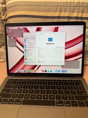 MacBook Air 2019 i5