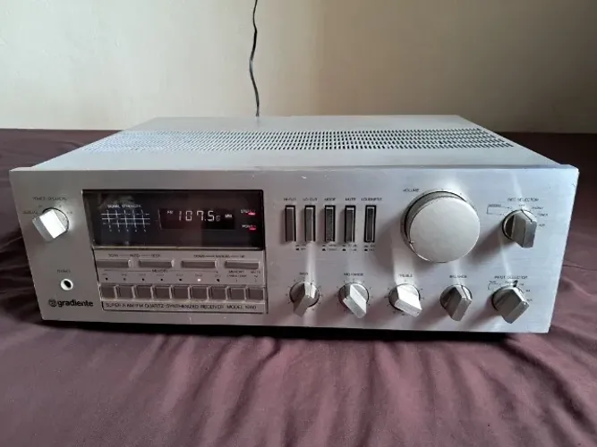 reciver gradiente model 1660