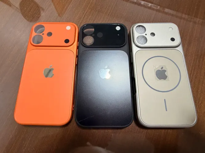 03 capas para IPhone 17