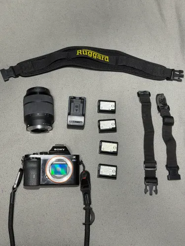 Kit Câmera Fotográfica Sony A7S + 28-70mm OSS | 4 Baterias + Carregador + Acessórios