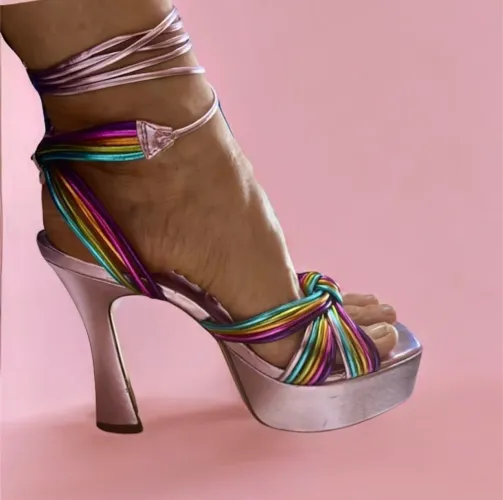 Sandália Arezzo linda - Nova