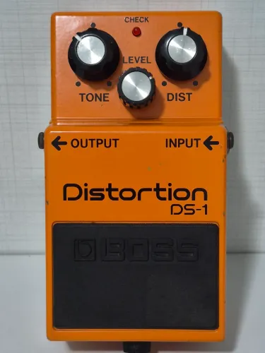Pedal Boss DS-1 Distortion Guitarra Distorção