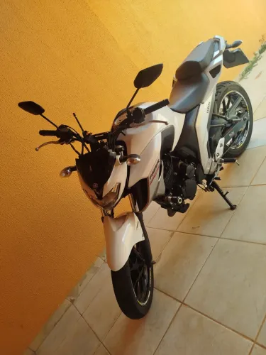 Yamaha Fazer 250 2019 - Branca