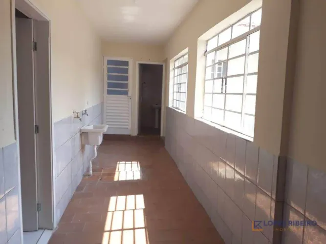 Casa com 4 dormitórios para alugar, 10 m² por R$ 1.850,00/mês - Vila Brasil - Santa Bárbar