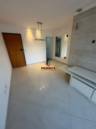 Apartamento (Apartamento Padrão) para Venda, 3 dorm(s), 1 suite(s), 2 vaga(s), 82 m²