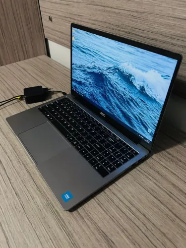 O AOC AX15 (edição 2025) 