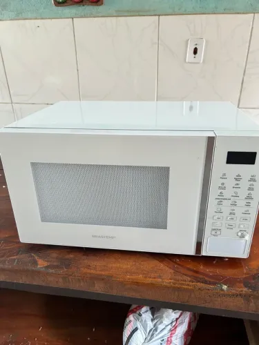 Microondas semi-novo