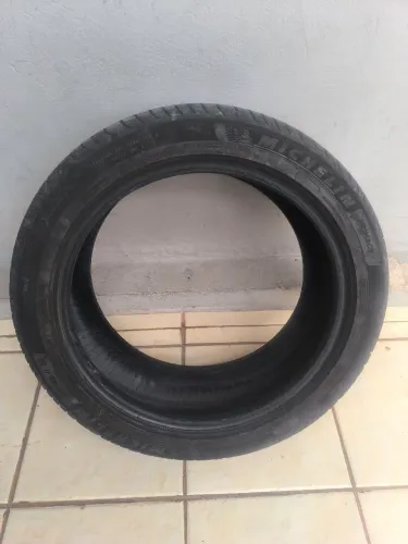Pneu Michelin 225 45 R17