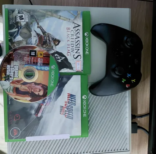 Xbox one fat branco + controle + 3 jogos