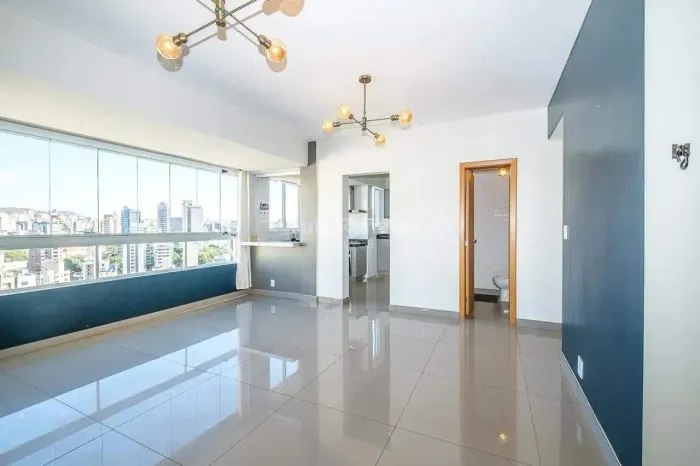 Apartamento à venda no bairro Serra