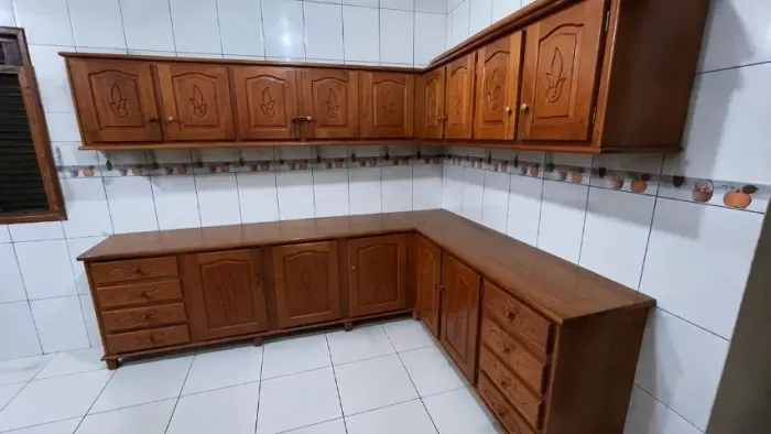 Armário de cerejeira
