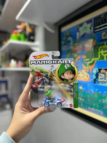 Hot Wheels Baby Luigi Mario Kart