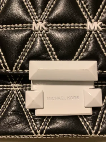 Bolsa MK
