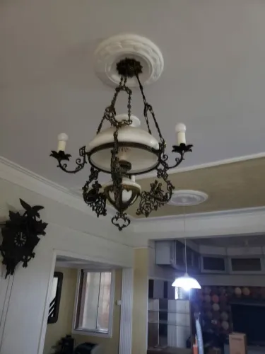 Lustre Antigo Colonial Em Bronze E Vidro Opalina - 4 Pontos Luz (Lindo)