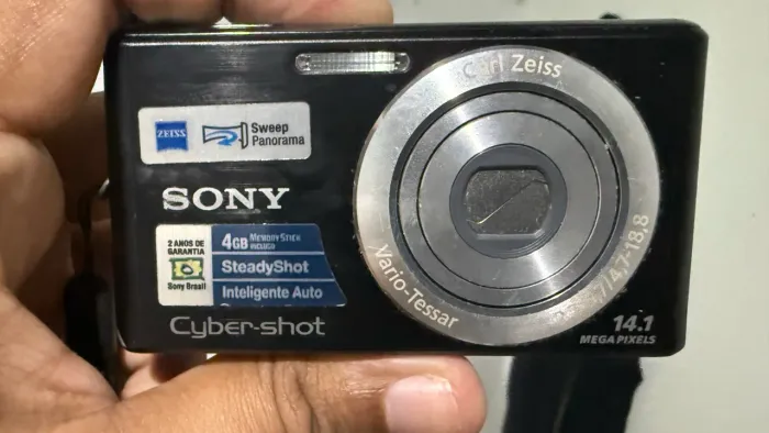 Câmera Sony Ciber-Shot W350 14.1 mega pixels