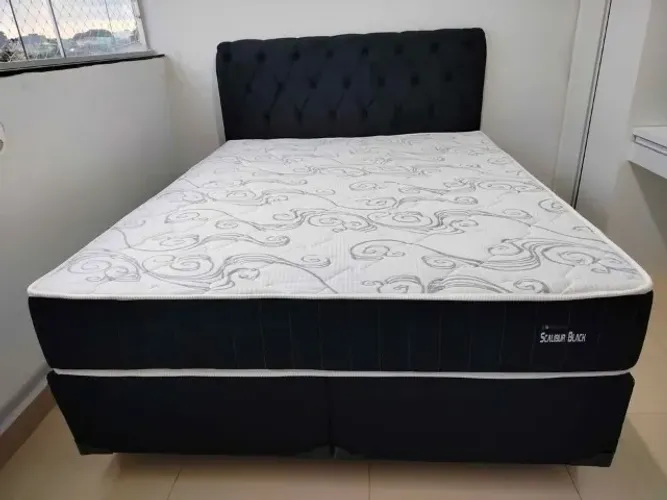 CAMA QUEEM COMPLETA BASE E COLCHÃO