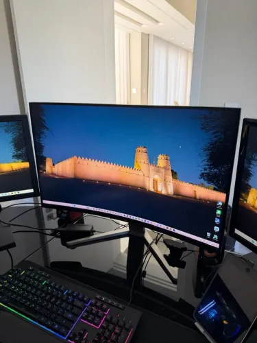 Monitor Gamer Gamemax 32" Curvo QHD 2.5K 165Hz HDR400 FreeSync/G-Sync - Leia a Descrição