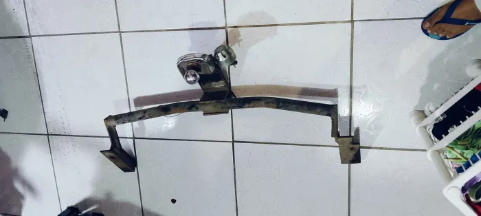 Vendo engate para reboque para linha Sandero.