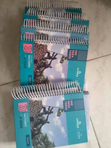 Vendo livros militares colégio Elite 2024 8°ano