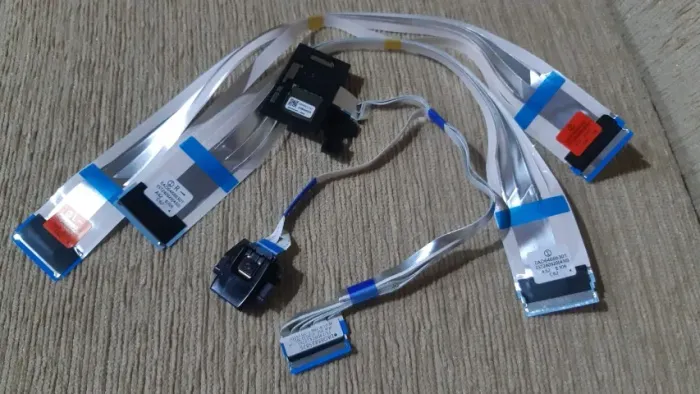 Cabos internos da TV LG 65pol modelo 65UT8050PSA