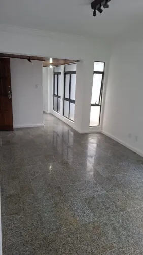 RIO VERMELHO, 4/4, SUÍTE, DEPENDÊNCIA, ELEVADOR,GARAGEM.