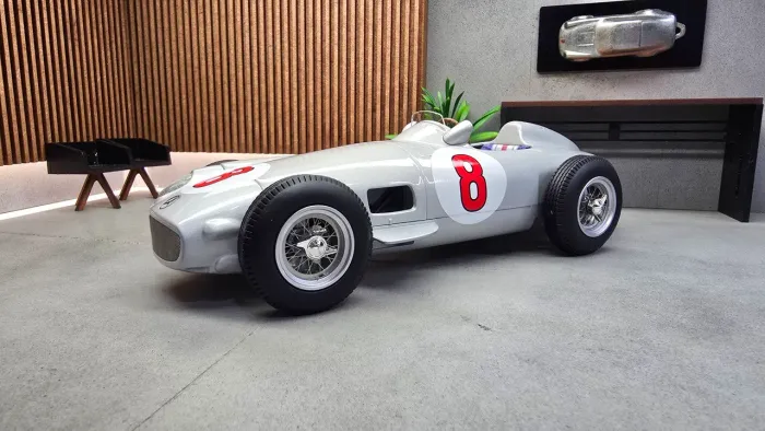 Miniaturas Mercedes-Benz W196 Fangio 1/18