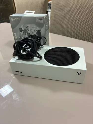 Xbox Series S Semi Novo