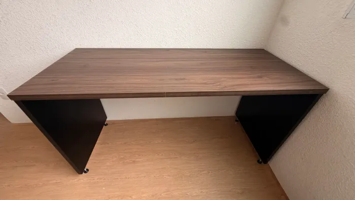Mesa 150x60 excelente 