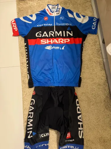 CONJUNTO CICLISTA