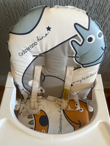Cadeirinha alimentação galzerano 