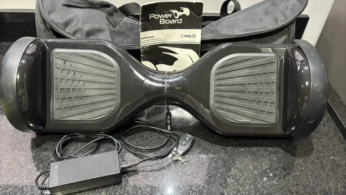 hoverboard preto usado, com carregador, bolsa e controle
