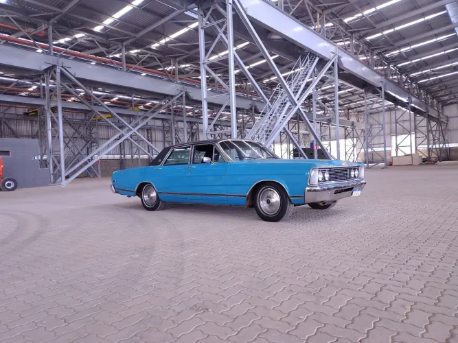 Ford Galaxie 500 4.8 V8 Manual 1976