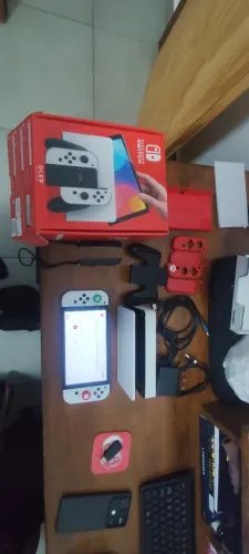 Nintendo switch OLED desbloqueado 