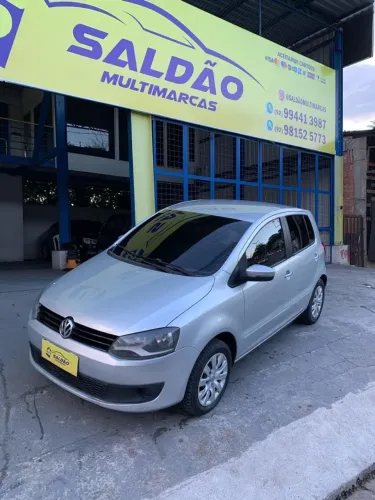 Volkswagen Fox 1.0 MI Total Flex 8V 5P 2013