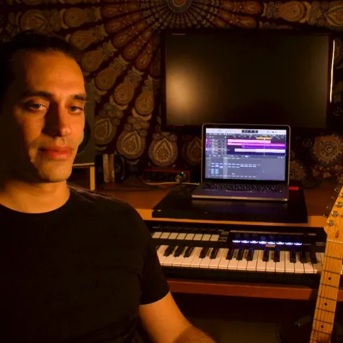 Aulas de Produção Musical na Freguesia / Online