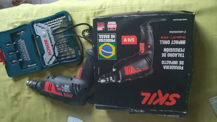 Furadeira nova