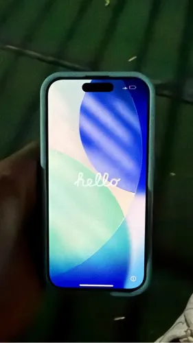 iPhone 16